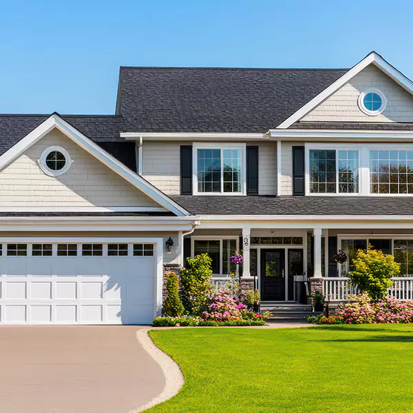 Why Poway Homeowners Choose Poway CA Roofing for Roofing and Siding?